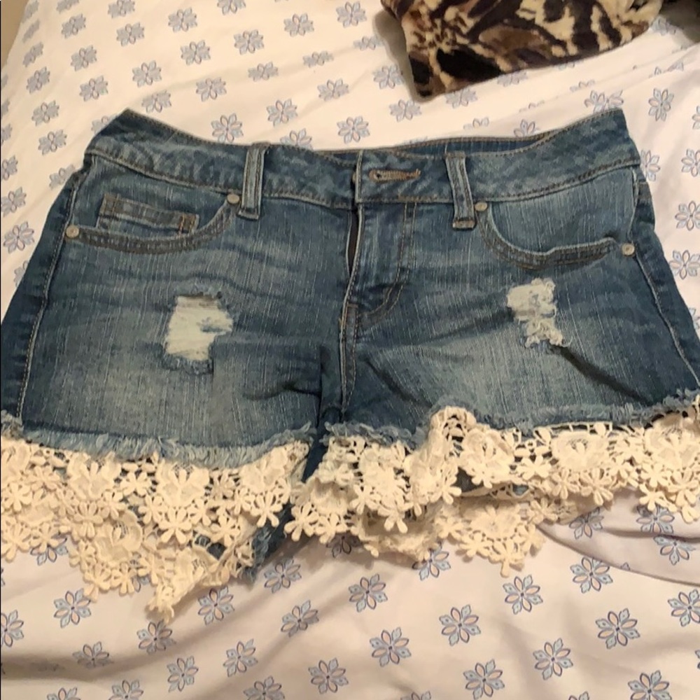 Altar’d state lace shorts